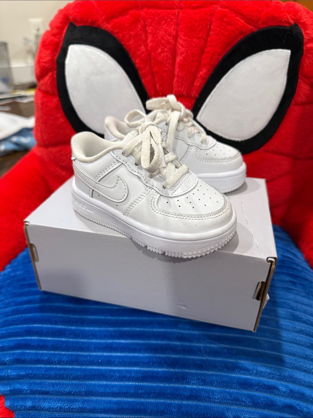 Nike Kids White Low-Top Air Force 1s Sneakers
